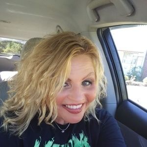 Meet your Posher, Robbie ann